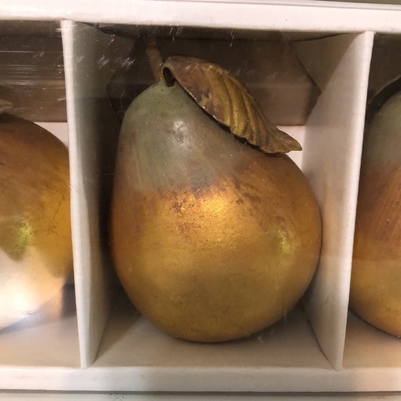 Pear Set - Picture 2 of 2